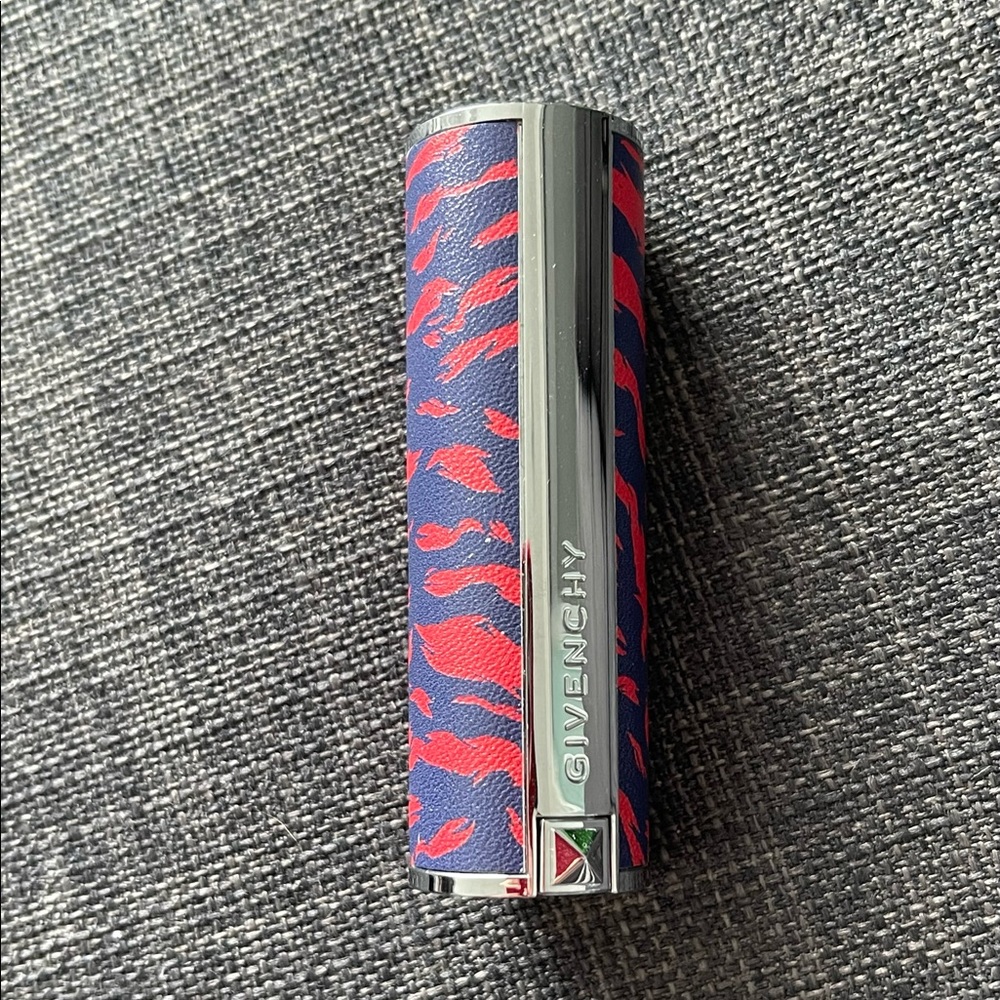 Givenchy lipstick limited edition 304